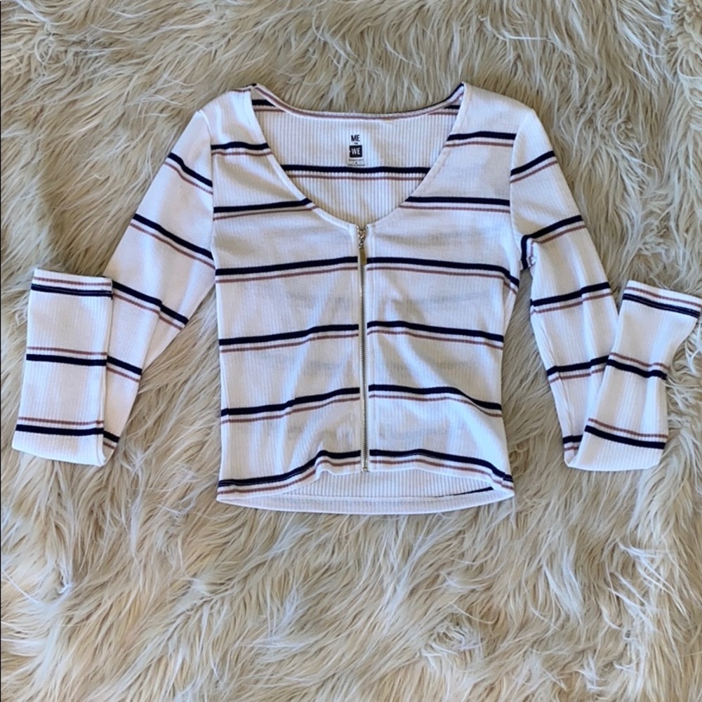 long sleeve crop top